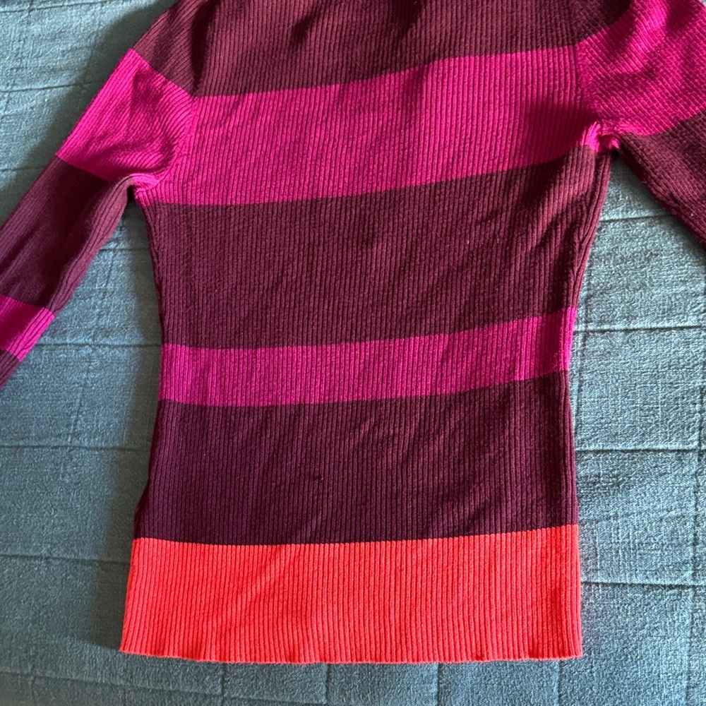 House of Harlow 1960 V-Neck Sweater -dark burgundy, magenta, dark orange stripes - Picture 4 of 6